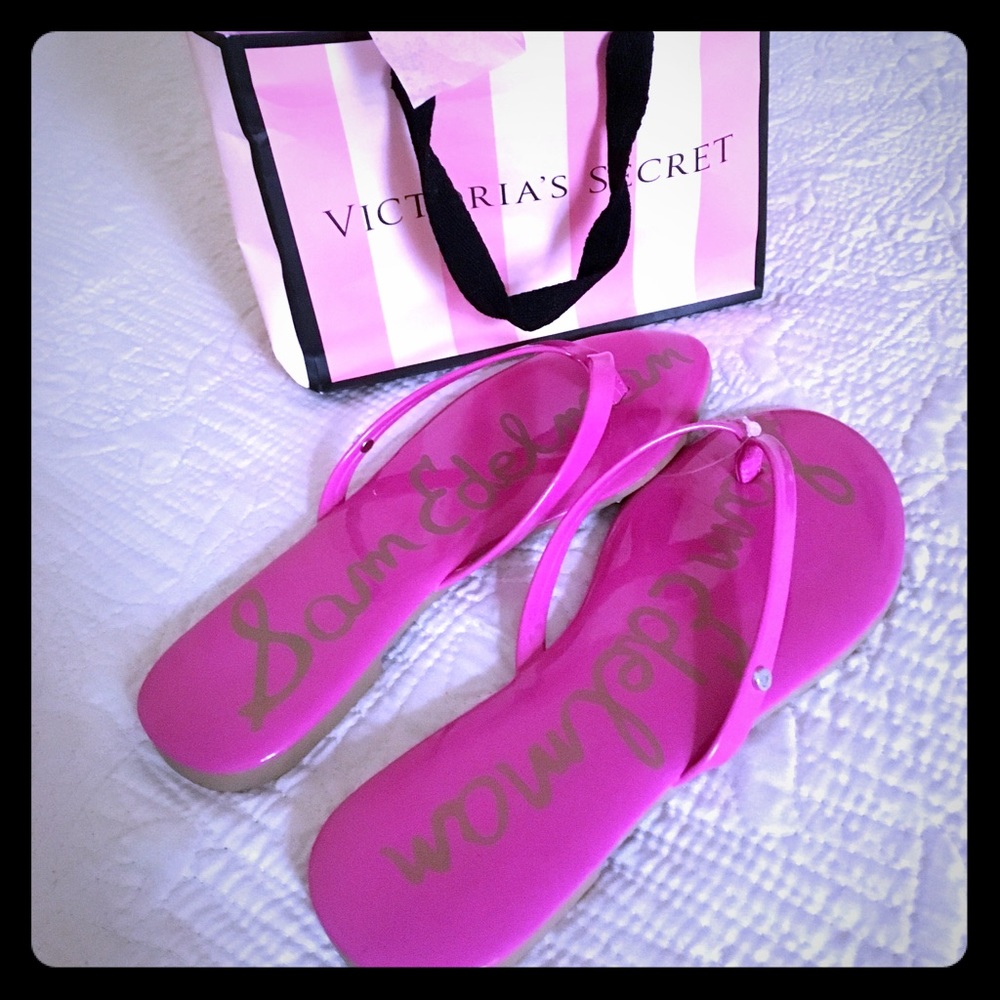 BRAND NEW SAM EDELMAN THONG SANDALS🌻